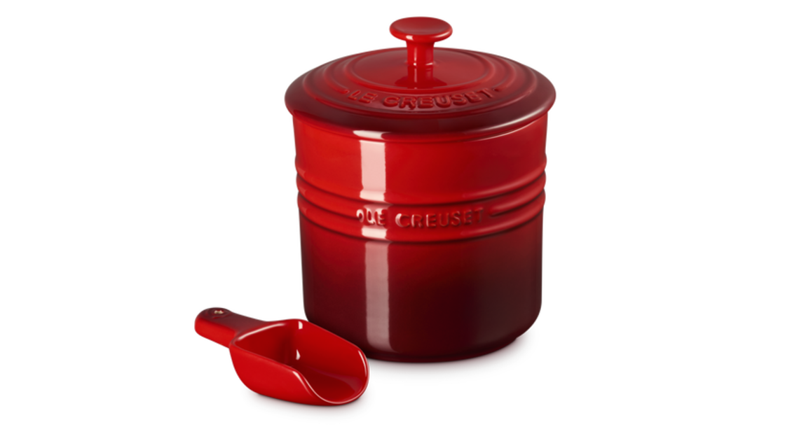 Le Creuset lança Pet Collection com design para cães e gatos