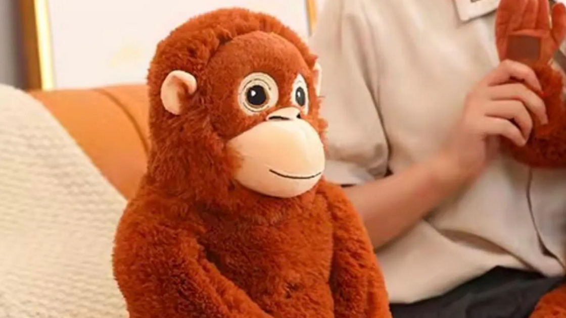 Orangotango de peluche na plataforma Etsy