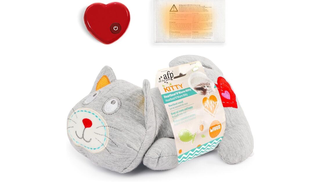 Gato de pelúcia com calor e som de batimentos cardíacos para reduzir a ansiedade dos animais.
